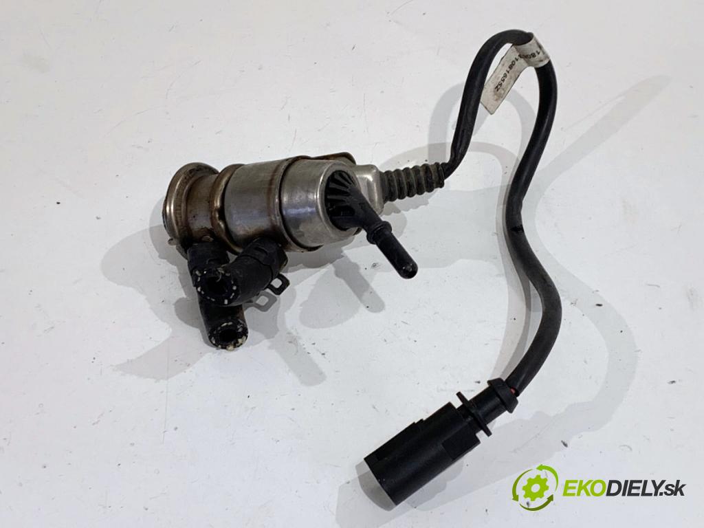 AUDI Q8 SUV 2018 210 kW 50 TDI Mild Hybrid quattro 2967 vstřikovač SCR 4G0131113E