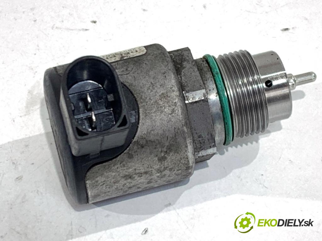 AUDI Q8 SUV 2018 210 kW 50 TDI Mild Hybrid quattro 2967 Regulátor tlaku paliva 28523501 (Palivový systém ostatné)