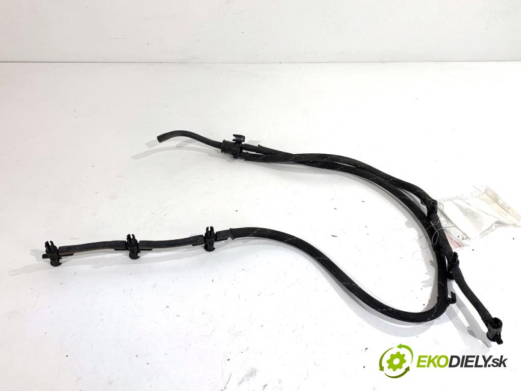 AUDI Q8 SUV 2018 210 kW 50 TDI Mild Hybrid quattro 2967 Rúrka PALIVO: 