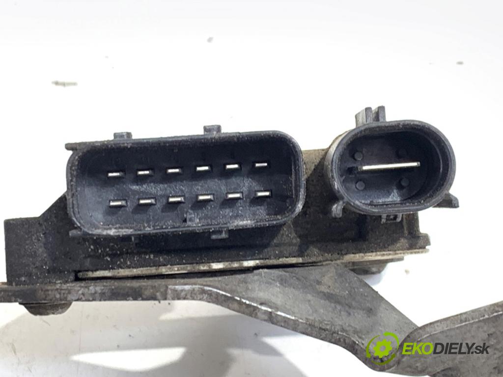 AUDI Q8 SUV 2018 210 kW 50 TDI Mild Hybrid quattro 2967 relé svíček žhavení 059907282 (Relé)