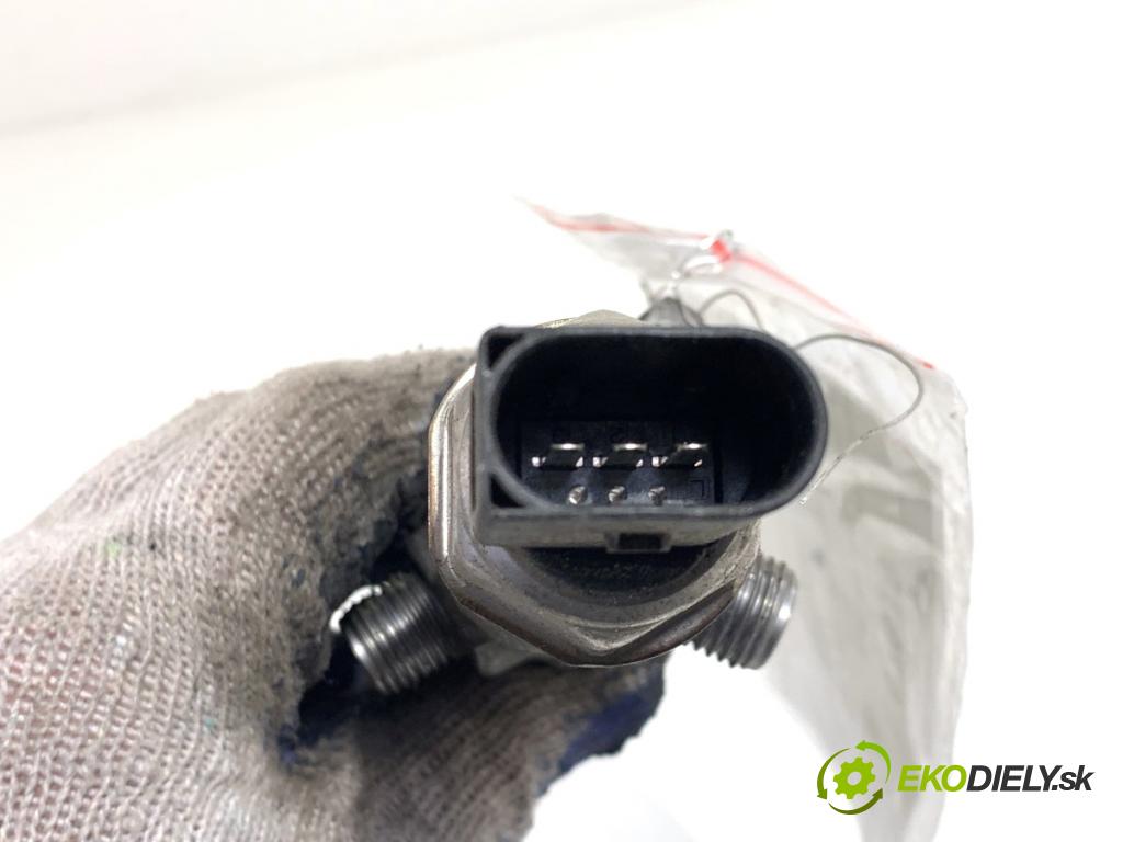 AUDI Q8 SUV 2018 210 kW 50 TDI Mild Hybrid quattro 2967 Lišta vstrekovacia SENZOR: 059130089DL