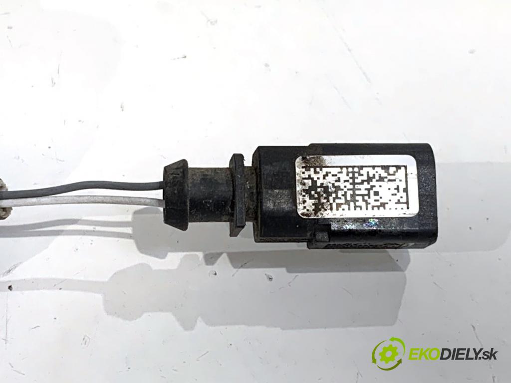 AUDI Q8 SUV 2018 210 kW 50 TDI Mild Hybrid quattro 2967 Snímač teploty spalín 8W0906088AC (Snímač)