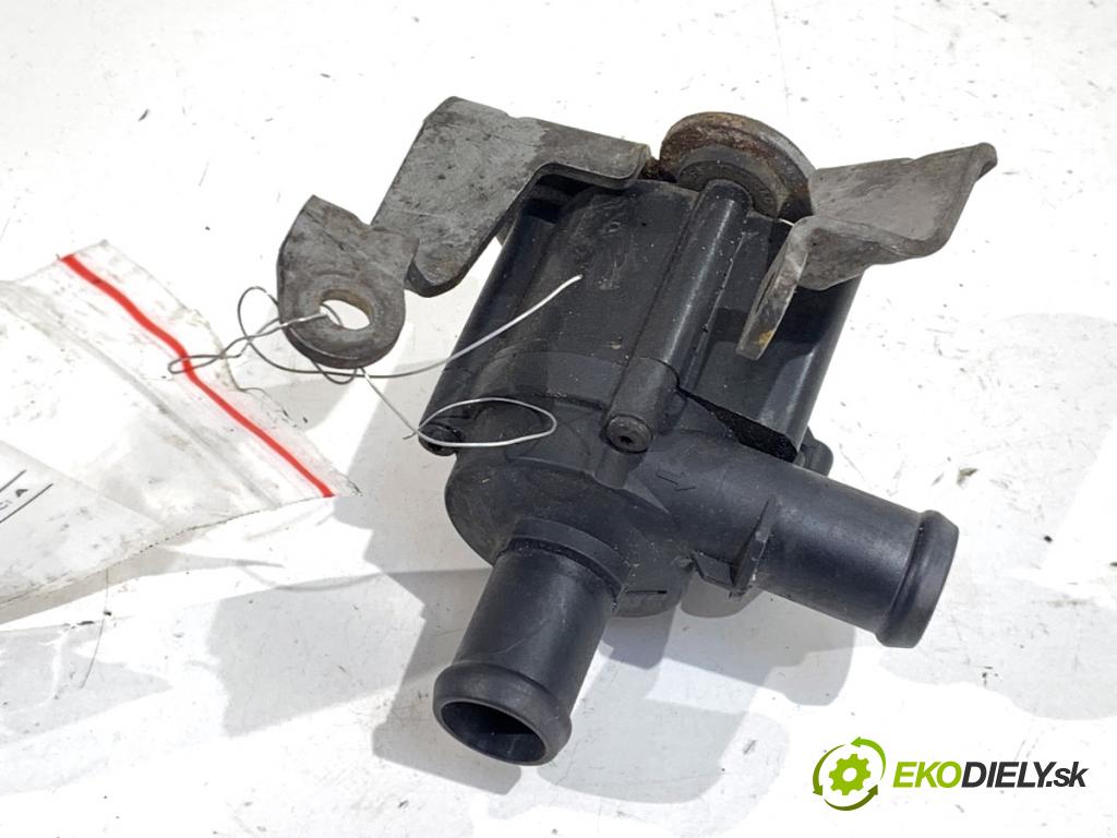 AUDI Q8 SUV 2018 210 kW 50 TDI Mild Hybrid quattro 2967 DALŠÍ: pumpa vody 06H121601N (Vodní pumpa)