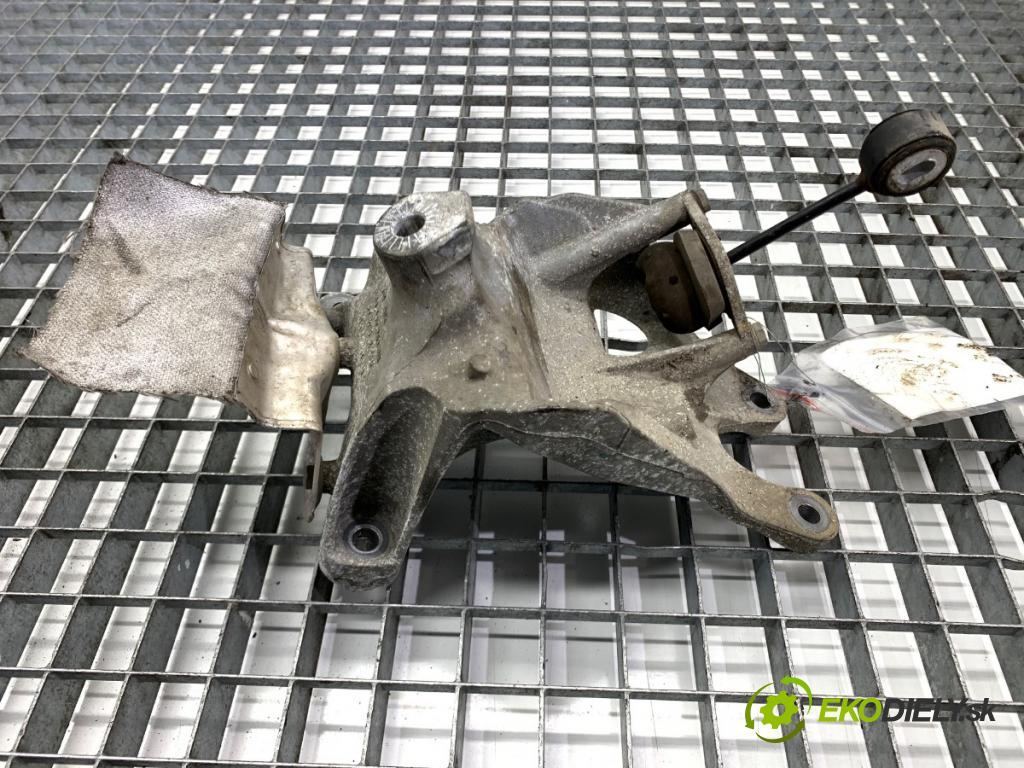 AUDI Q8 SUV 2018 210 kW 50 TDI Mild Hybrid quattro 2967 Držiak Motor 4M0199308BM