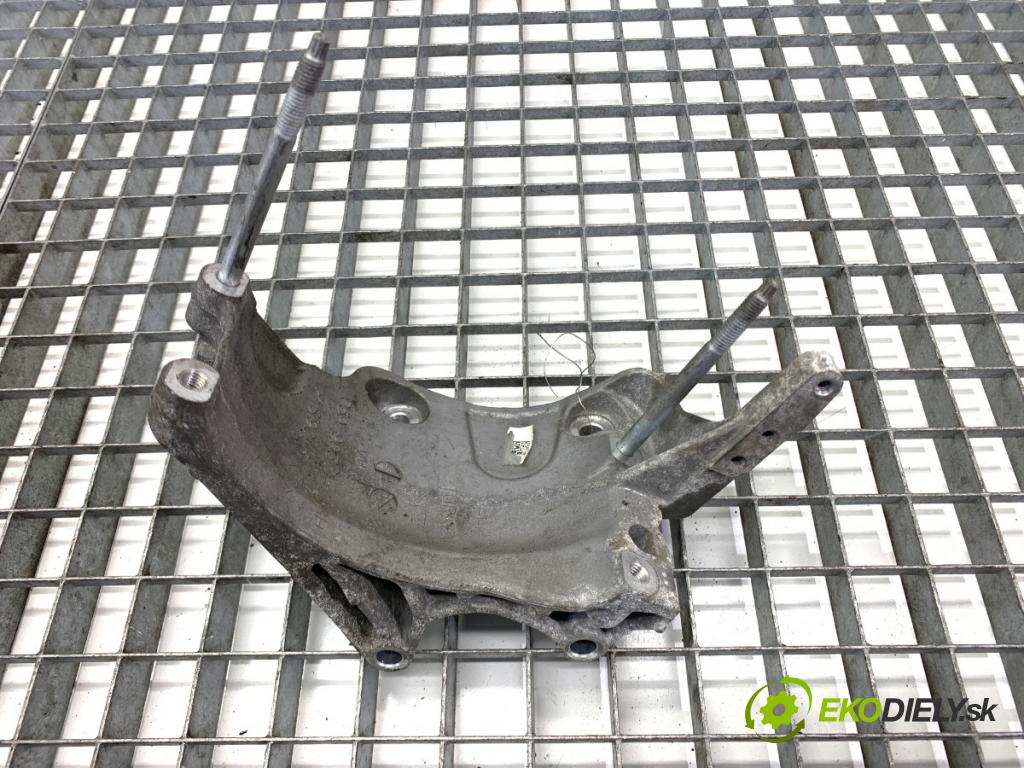 AUDI Q8 SUV 2018 210 kW 50 TDI Mild Hybrid quattro 2967 držák uchycení alternátora 059903143BH