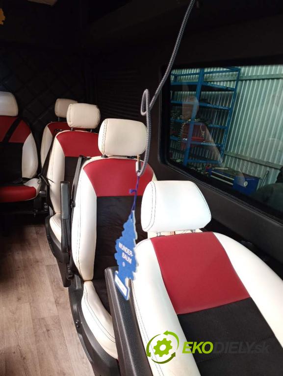 MERCEDES-BENZ SPRINTER 3,5-t Tourer Bus Autobus 2022 125 kW 317 CDI (907.731, 907.733, 907.735) 1950 Sedadlá, sedačky Sedadlo bočné BUDOVA: BUS