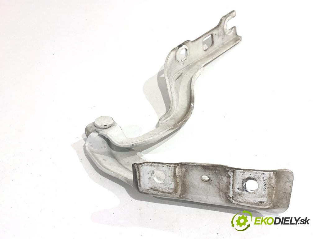 SKODA FABIA III liftback 2019 55 kW 1.0 999 závěs kapoty levý přední část 6V0823301