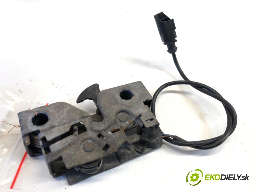 SKODA FABIA III liftback 2019 55 kW 1.0 999 zámok kapoty přední část 6V0823509D