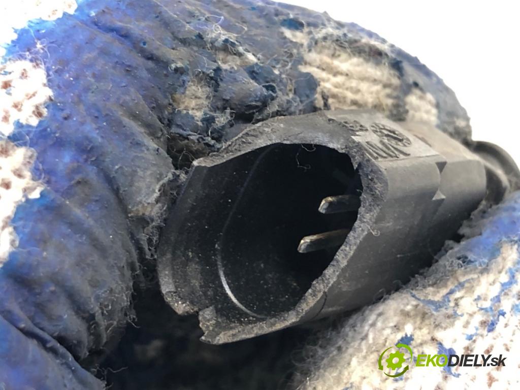 SKODA FABIA III liftback 2019 55 kW 1.0 999 zámok kapoty přední část 6V0823509D