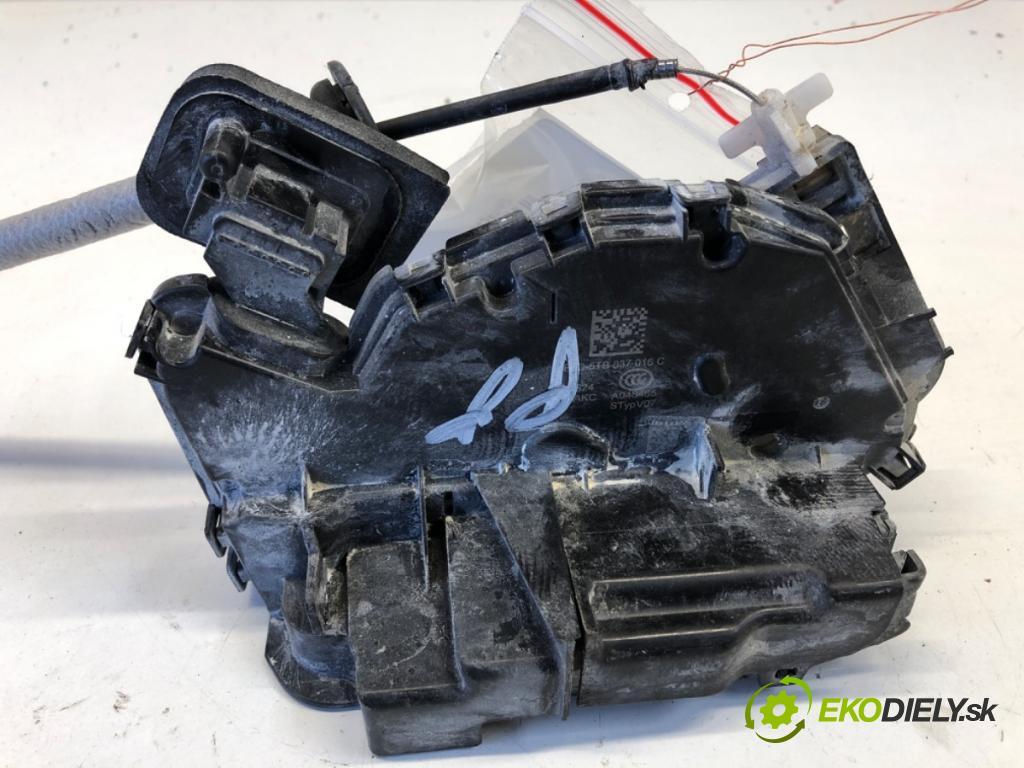 SKODA FABIA III liftback 2019 55 kW 1.0 999 zámok dveře pravý přední část 5TB837016C