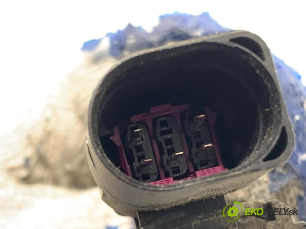 SKODA FABIA III liftback 2019 55 kW 1.0 999 káblovačka PDC zadní část 6V6971065A