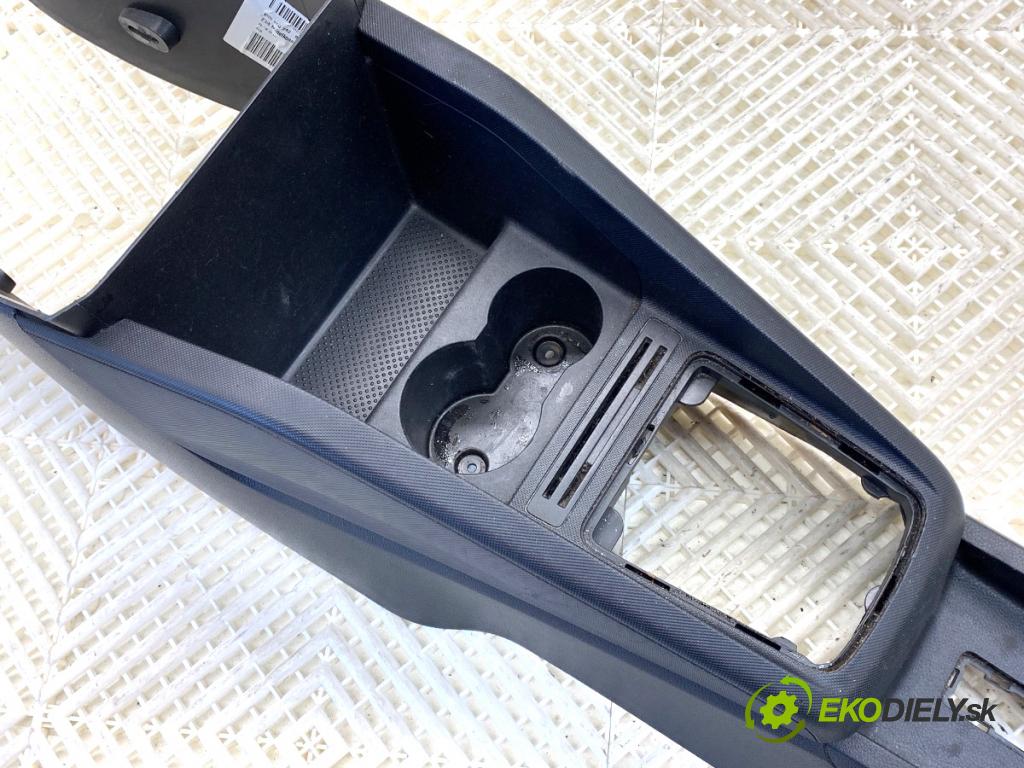 SKODA FABIA III liftback 2019 55 kW 1.0 999 Tunel středový 6V0863243 (Středový tunel)