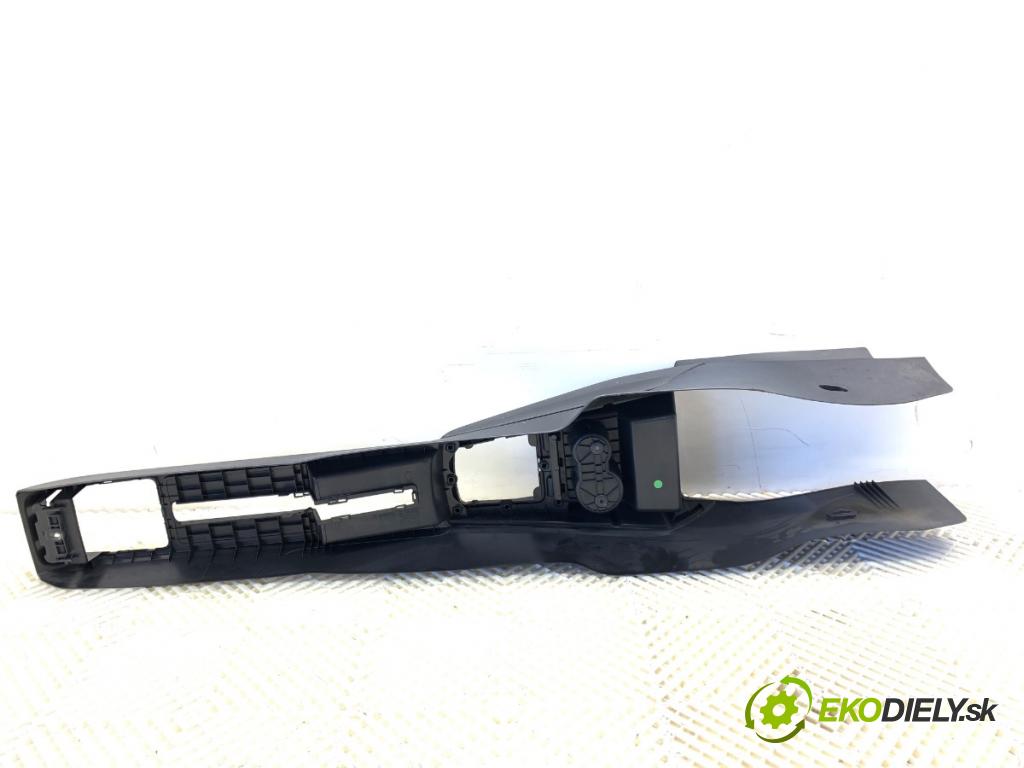 SKODA FABIA III liftback 2019 55 kW 1.0 999 Tunel středový 6V0863243 (Středový tunel)