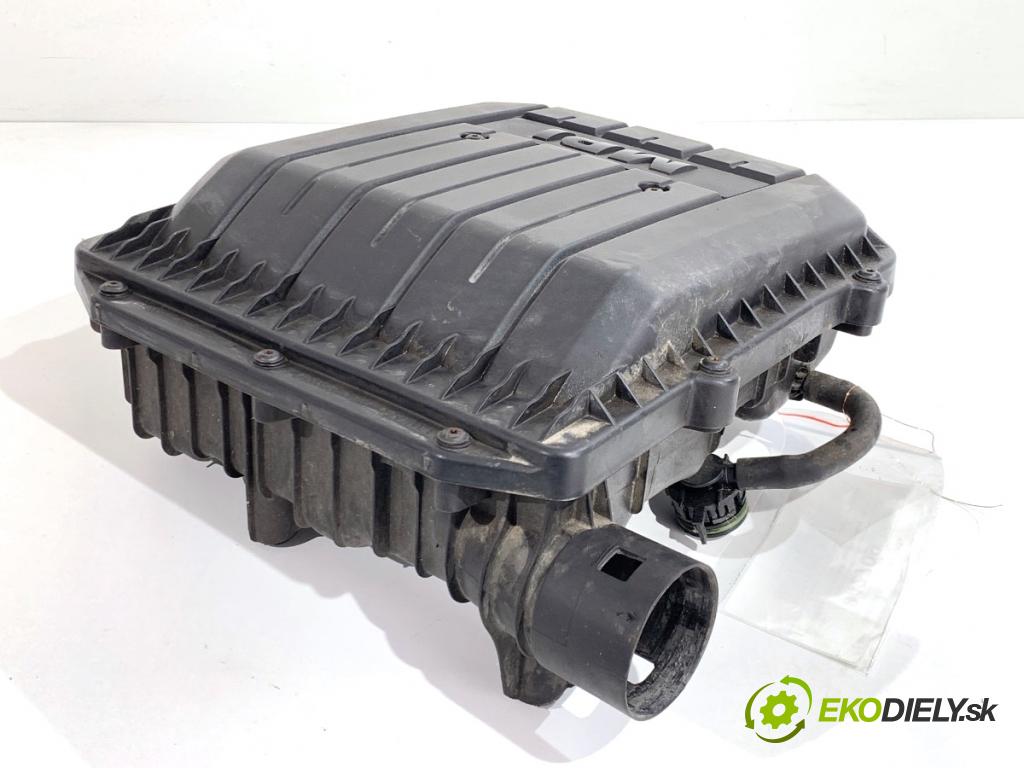 SKODA FABIA III liftback 2019 55 kW 1.0 999 Obal filtra vzduchu 04C129611J (Obal vzduchového filtra)