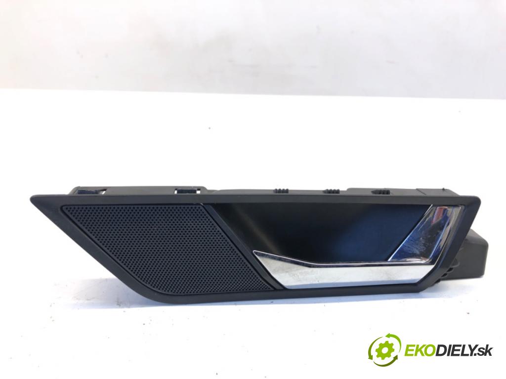 SKODA FABIA III liftback 2019 55 kW 1.0 999 klika vnitřní pravý zadní část 