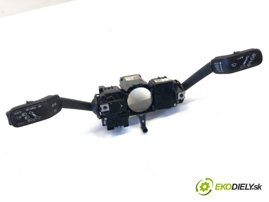 SKODA FABIA III liftback 2019 55 kW 1.0 999 Prepínač kombinovaný 2Q0953521AE (Prepínacie páčky pod volantom)