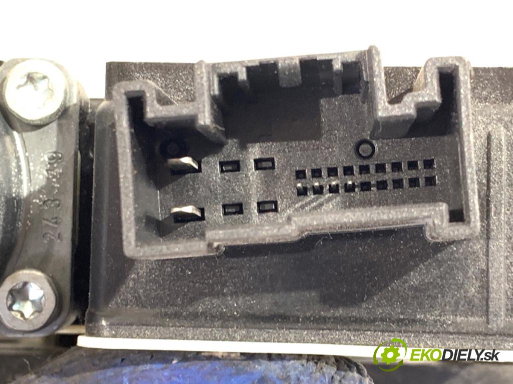 SKODA FABIA III liftback 2019 55 kW 1.0 999 mechanismus okna pravý přední část 2Q2959882