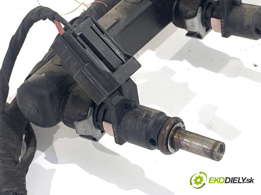 SKODA FABIA III liftback 2019 55 kW 1.0 999 lišta vstřikovací 04C133313AH (Vstřikovací lišta)