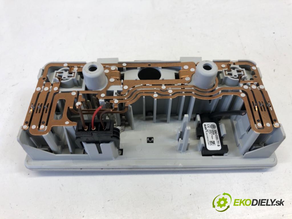 SKODA FABIA III liftback 2019 55 kW 1.0 999 světlo stropní 3B0947105