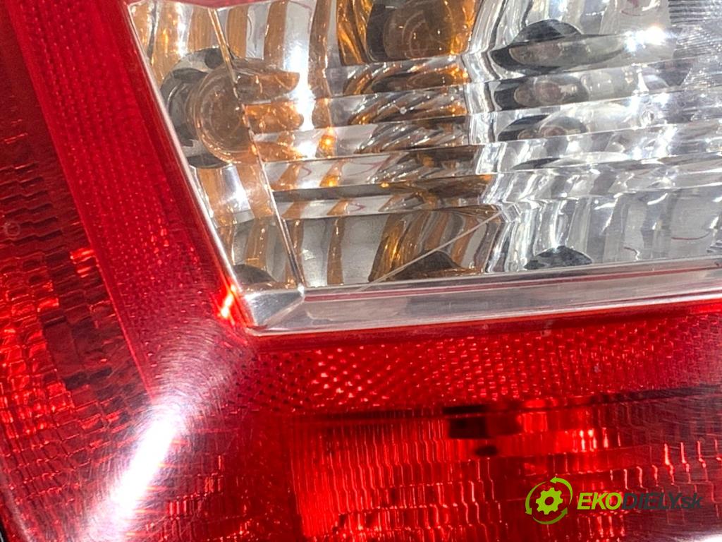 SKODA FABIA III liftback 2019 55 kW 1.0 999 světlo levý zadní část 6V6945095