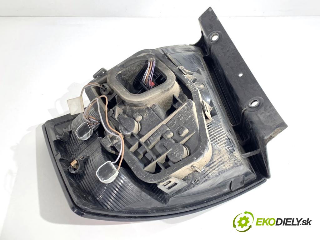 SKODA FABIA III liftback 2019 55 kW 1.0 999 světlo levý zadní část 6V6945095