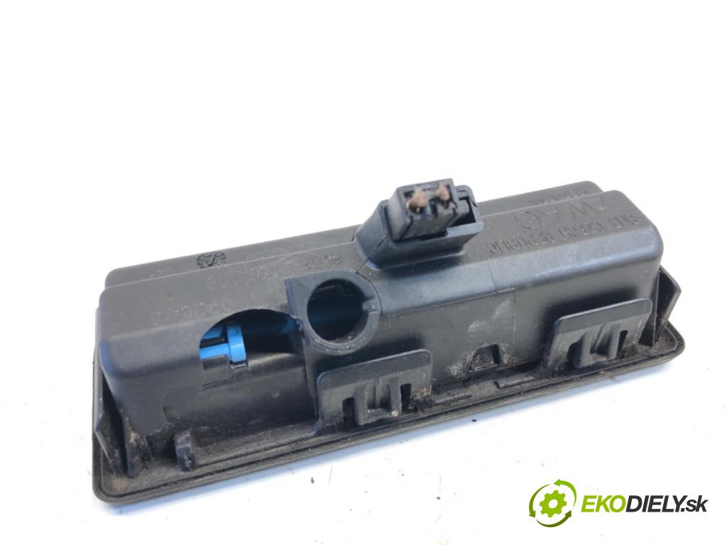 SKODA FABIA III liftback 2019 55 kW 1.0 999 Kľučka dverí zad 6V0827566