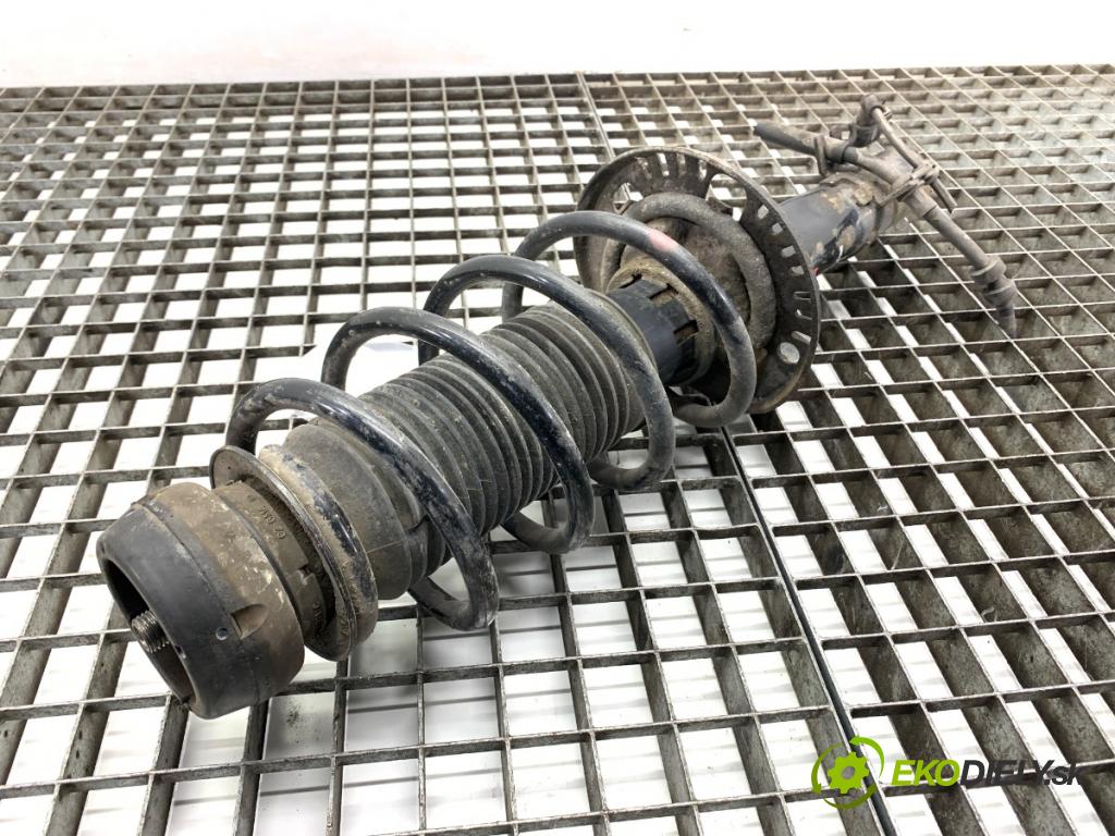 SKODA FABIA III liftback 2019 55 kW 1.0 999 tlumič pravý přední část ZE