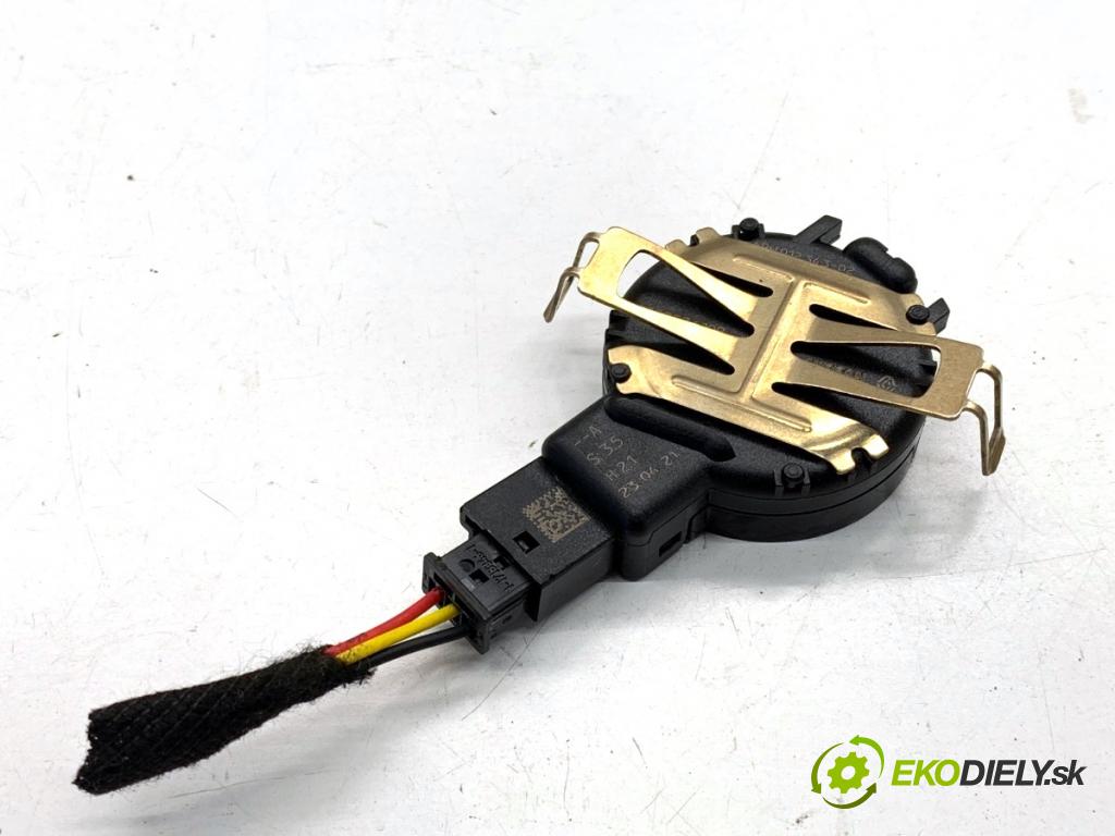 RENAULT ARKANA I SUV 2021 69 kW 1.5 E-TECH 145 1598 Snímač dažďa 285353610R (Snímač dažďa)