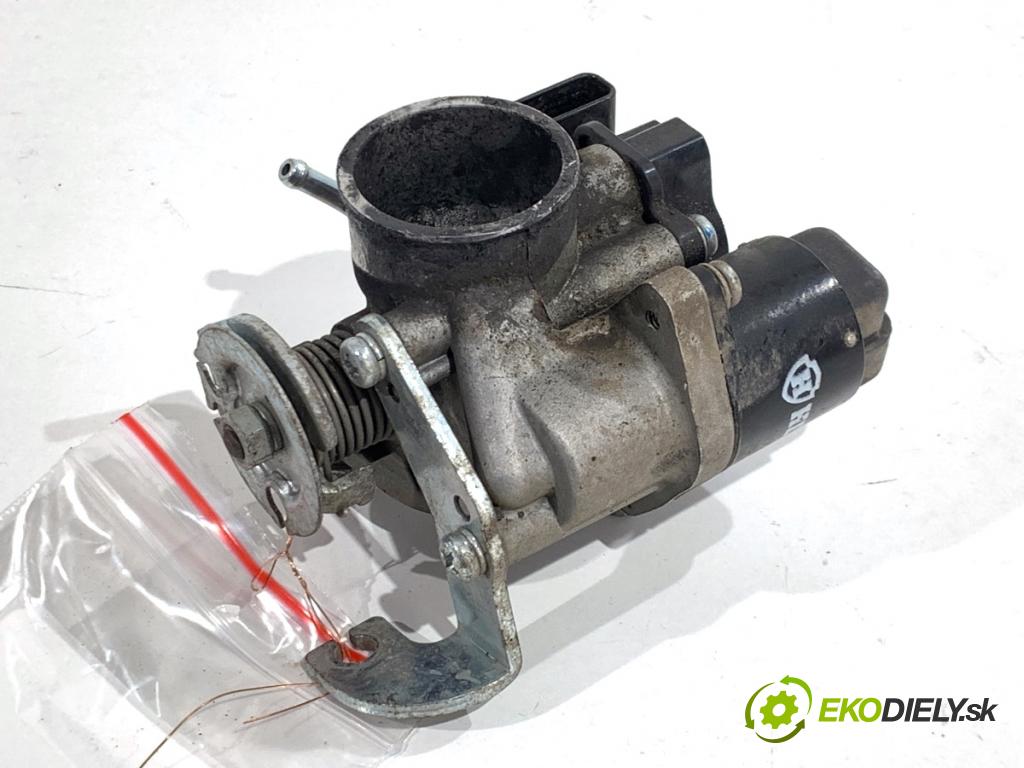 Junak 906  2023 2 kW 906 49 škrtíci klapka HDF22-2 (Škrticí klapka)