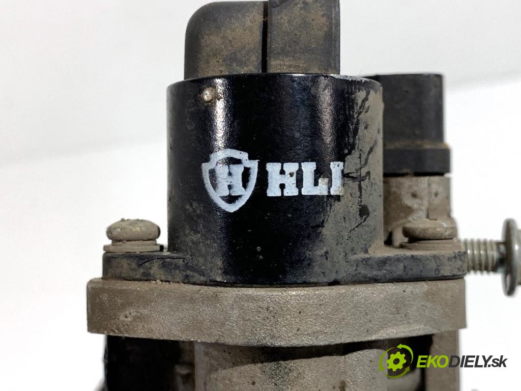 Junak 906  2023 2 kW 906 49 škrtíci klapka HDF22-2 (Škrticí klapka)