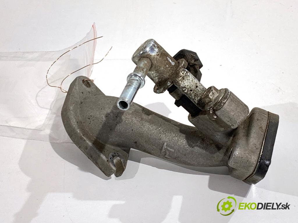 Junak 906  2023 2 kW 906 49 vstřikovač vstřik paliva 3301-1120