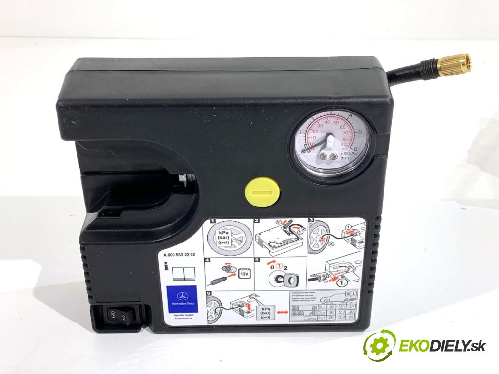 MERCEDES-BENZ CLA coupe coupe 2014 155 kW CLA 250 4-matic (117.346) 1991 Kompresor motorek do KOLA: A0005832812 A2468900188 (Kola a pneumatiky ostatní)