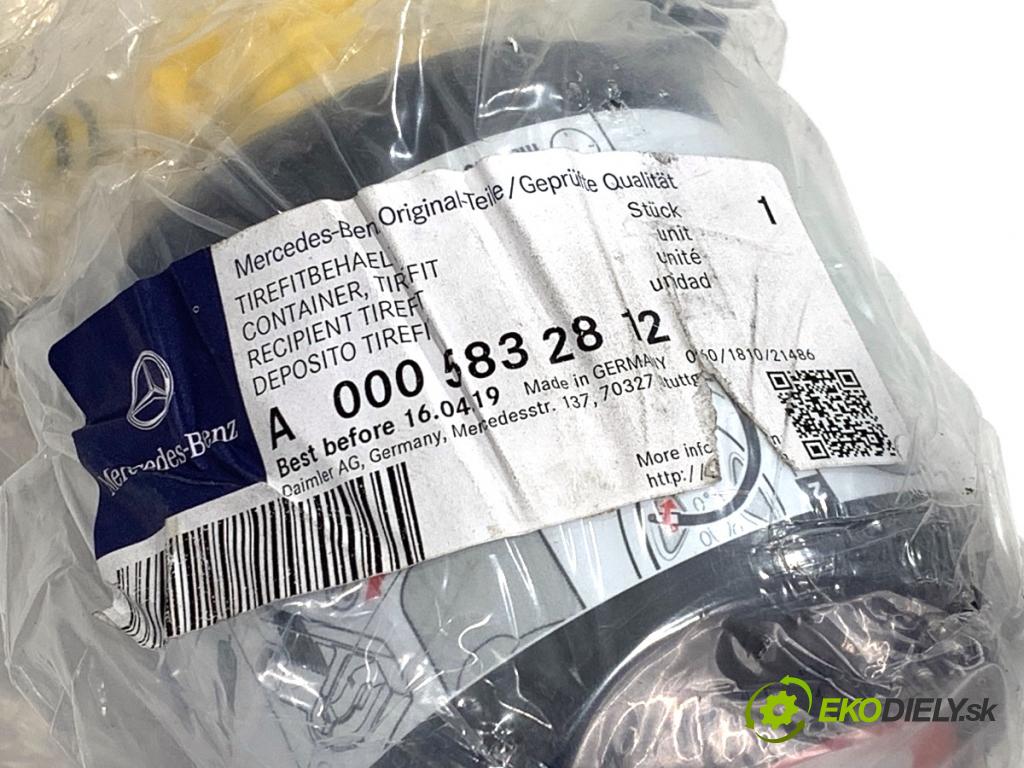 MERCEDES-BENZ CLA coupe coupe 2014 155 kW CLA 250 4-matic (117.346) 1991 Kompresor motorek do KOLA: A0005832812 A2468900188 (Kola a pneumatiky ostatní)