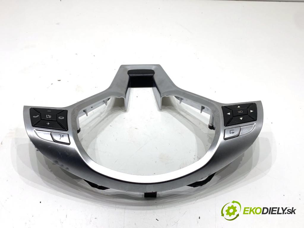 MERCEDES-BENZ CLA coupe coupe 2014 155 kW CLA 250 4-matic (117.346) 1991 SPÍNAČE: volantu A1725400262 A1725400362