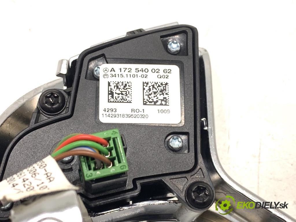 MERCEDES-BENZ CLA coupe coupe 2014 155 kW CLA 250 4-matic (117.346) 1991 SPÍNAČE: volantu A1725400262 A1725400362