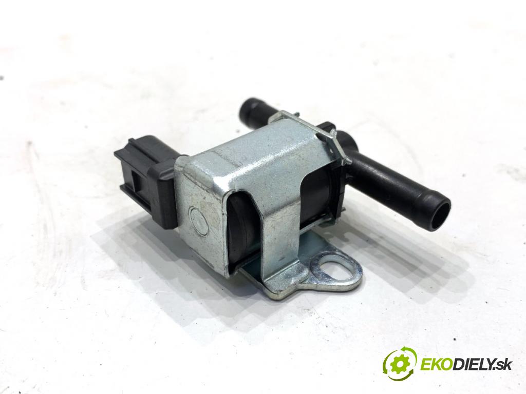 HONDA CB650RA  2024 34 kW 650 CM3 34kW 46KM (2014 - 650 Ventil tlaku K5T46889 (Ventil)