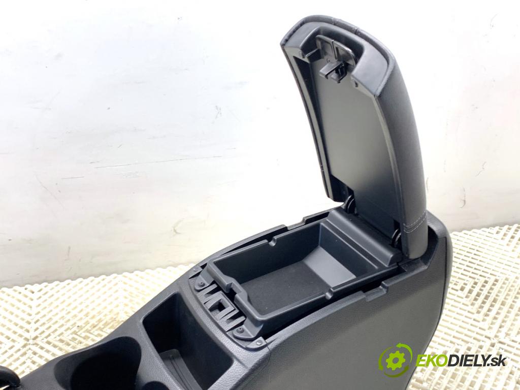 NISSAN QASHQAI J11 SUV 2019 103 kW 1.3 DIG-T 1332 Tunel středový OPĚRADLO: