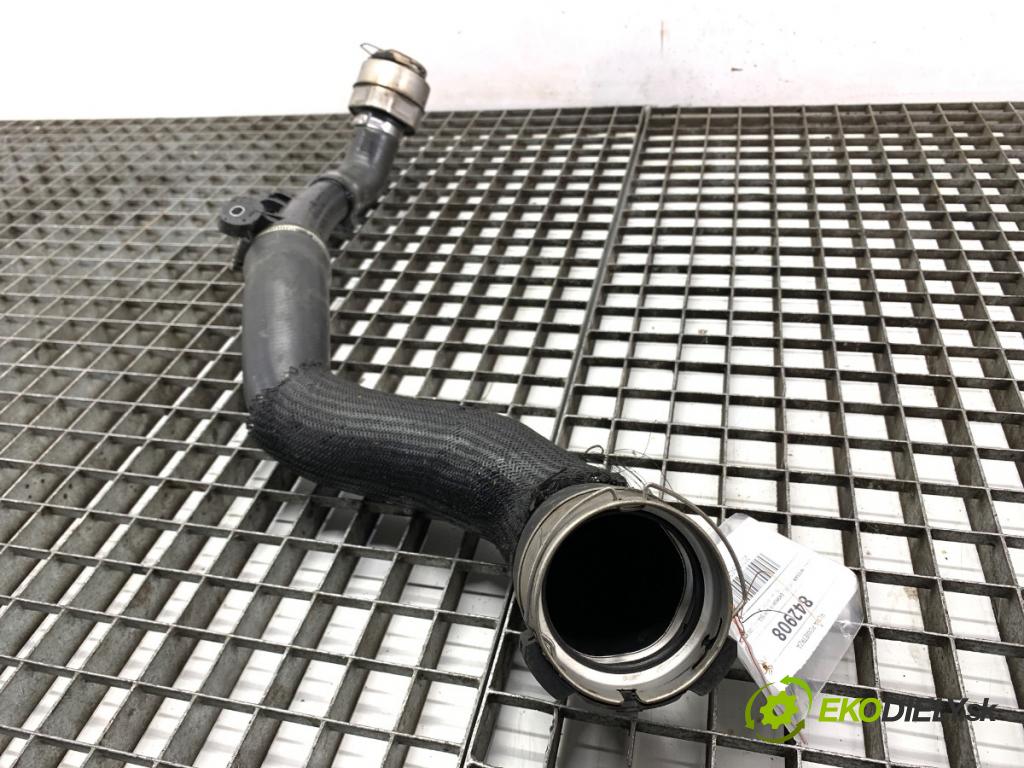 NISSAN QASHQAI J11 SUV 2019 103 kW 1.3 DIG-T 1332 Rúra vzduchu