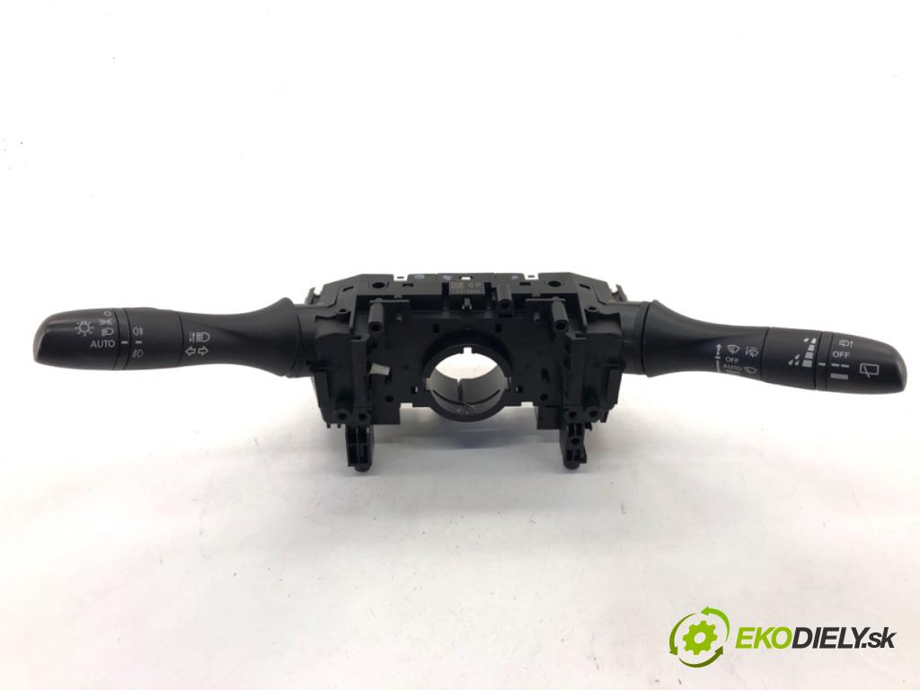 NISSAN QASHQAI J11 SUV 2019 103 kW 1.3 DIG-T 1332 Prepínač kombinovaný  (Prepínacie páčky pod volantom)