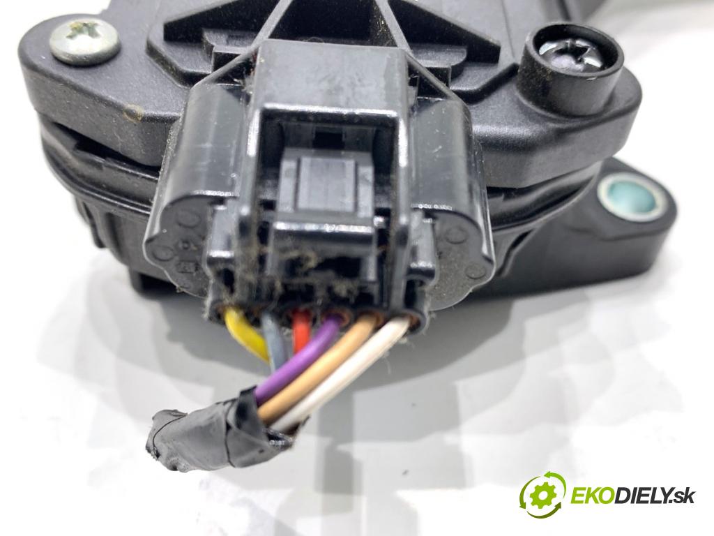 NISSAN QASHQAI J11 SUV 2019 103 kW 1.3 DIG-T 1332 Potenciometer plynu 180024BA0B (Potenciometer plynového pedálu)