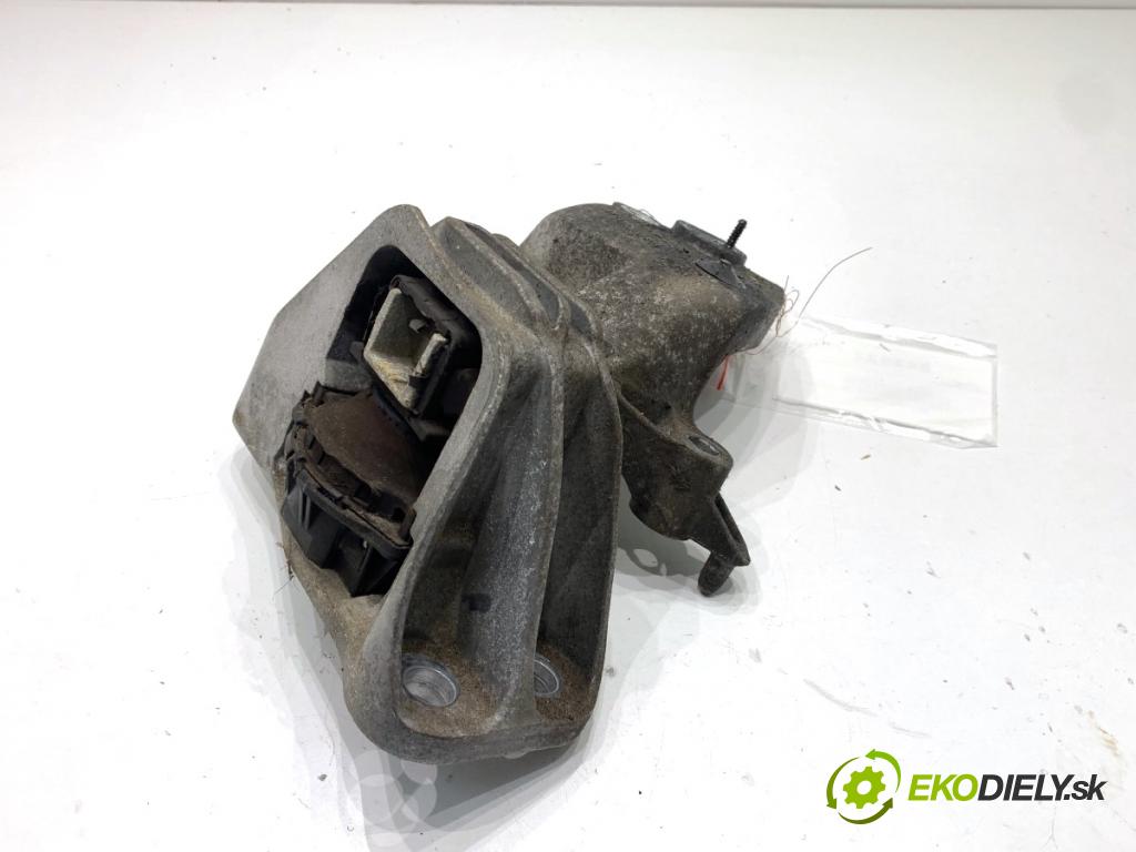 NISSAN QASHQAI J11 SUV 2019 103 kW 1.3 DIG-T 1332 AirBag motora levý 112327345R