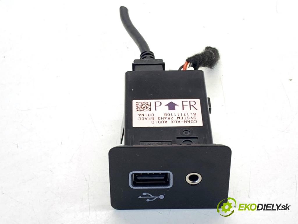 NISSAN QASHQAI J11 SUV 2019 103 kW 1.3 DIG-T 1332 HNÍZDO: USB 284H35FA0C