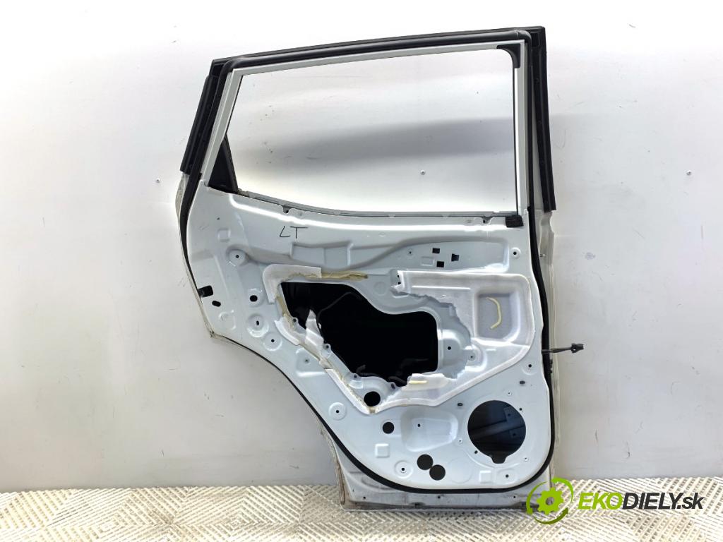 NISSAN QASHQAI J11 SUV 2019 103 kW 1.3 DIG-T 1332 dveře levý zadní část QAB QAB