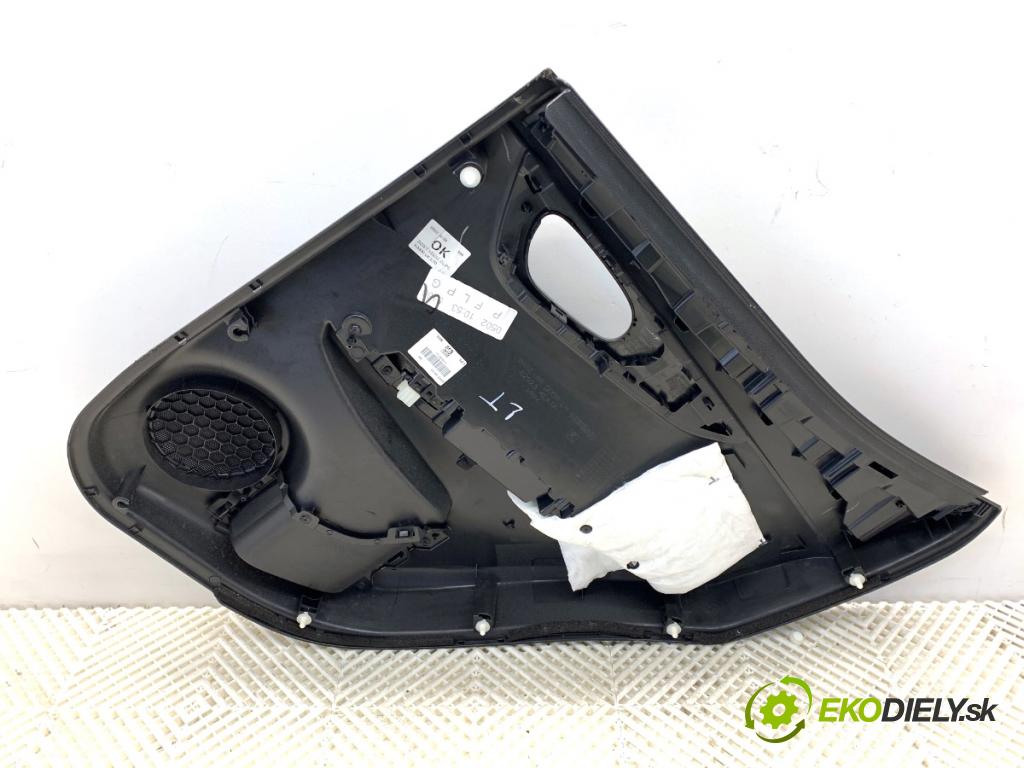 NISSAN QASHQAI J11 SUV 2019 103 kW 1.3 DIG-T 1332 ča dveře levý zadní část