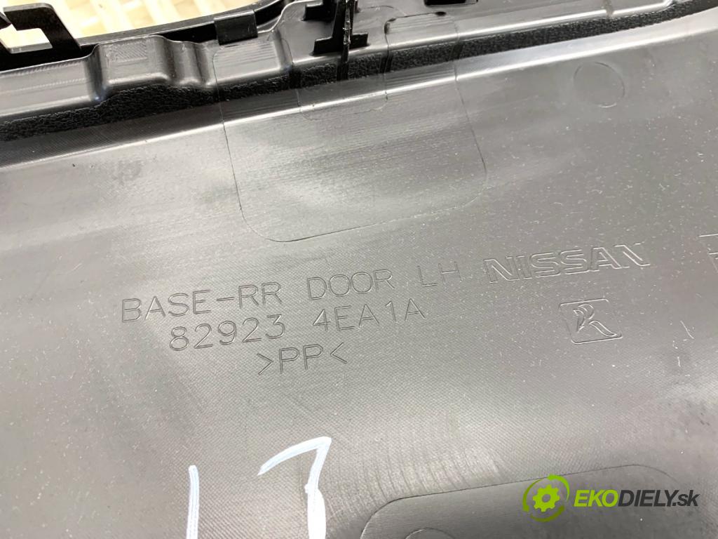 NISSAN QASHQAI J11 SUV 2019 103 kW 1.3 DIG-T 1332 ča dveře levý zadní část