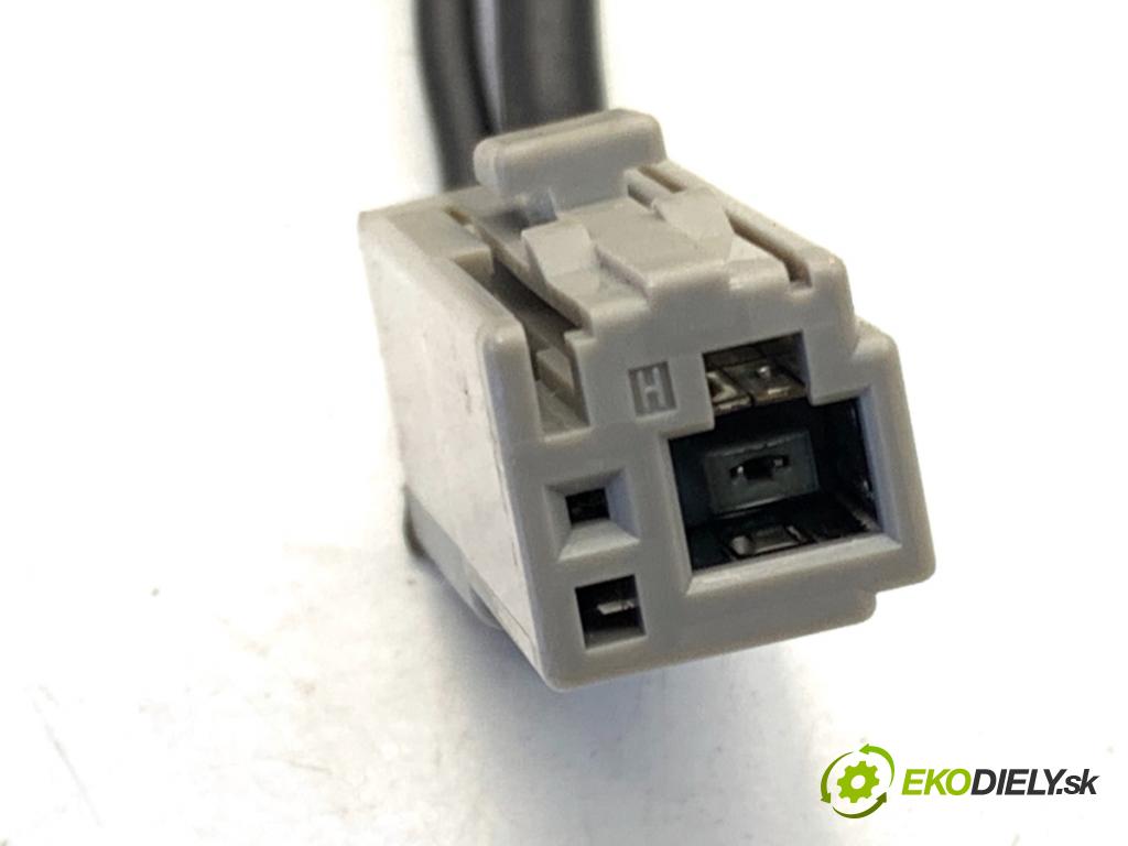 NISSAN QASHQAI J11 SUV 2019 103 kW 1.3 DIG-T 1332 ANTENA