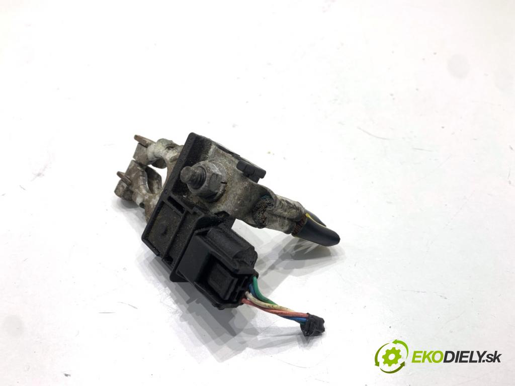 NISSAN QASHQAI J11 SUV 2019 103 kW 1.3 DIG-T 1332 svorka MINUS