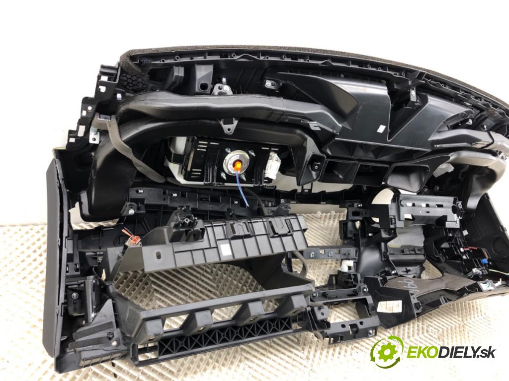 NISSAN QASHQAI J11 SUV 2019 103 kW 1.3 DIG-T 1332 palubní doska POLŠTÁŘ: spolujezdce 682004EH1A