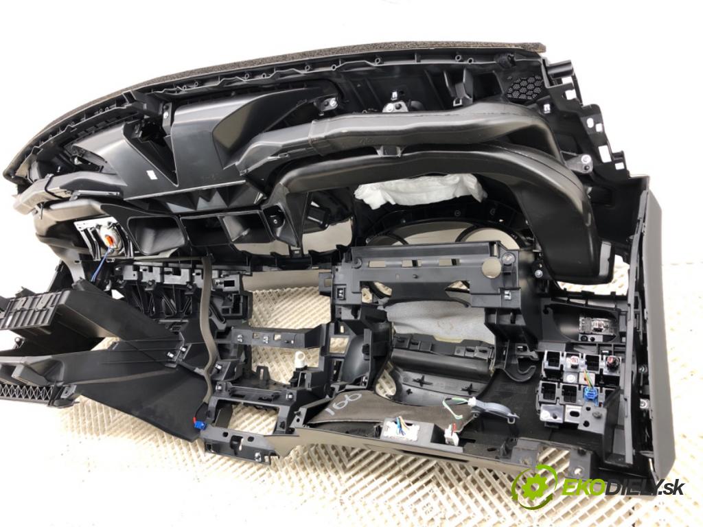 NISSAN QASHQAI J11 SUV 2019 103 kW 1.3 DIG-T 1332 palubní doska POLŠTÁŘ: spolujezdce 682004EH1A