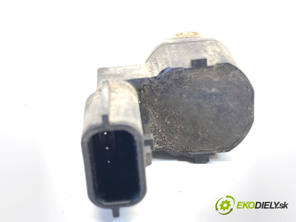 NISSAN QASHQAI J11 SUV 2019 103 kW 1.3 DIG-T 1332 snímač PDC 284384EA0A